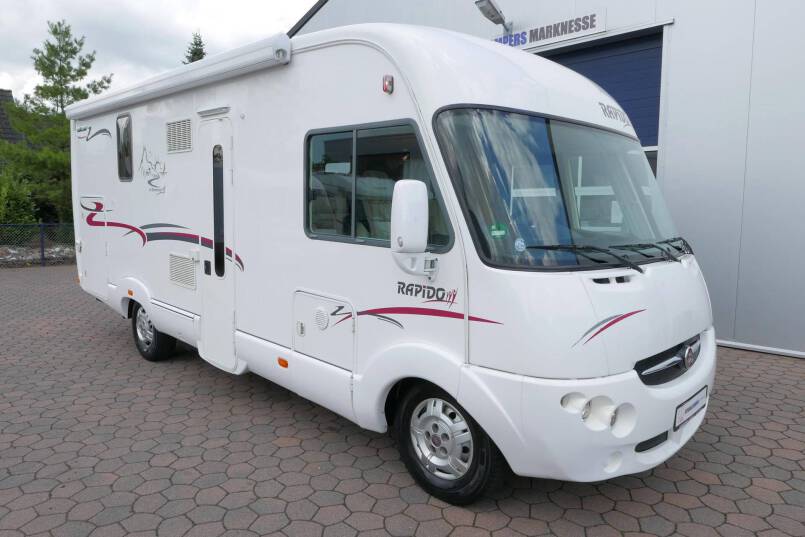 Rapido 9083 DF 3.0 AUTOMAAT, grote garage 4
