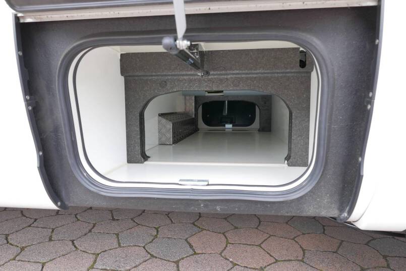 Hymer B-SL 674 SupremeLine AUTOMAAT, Lengte bedden, Dakairco 15