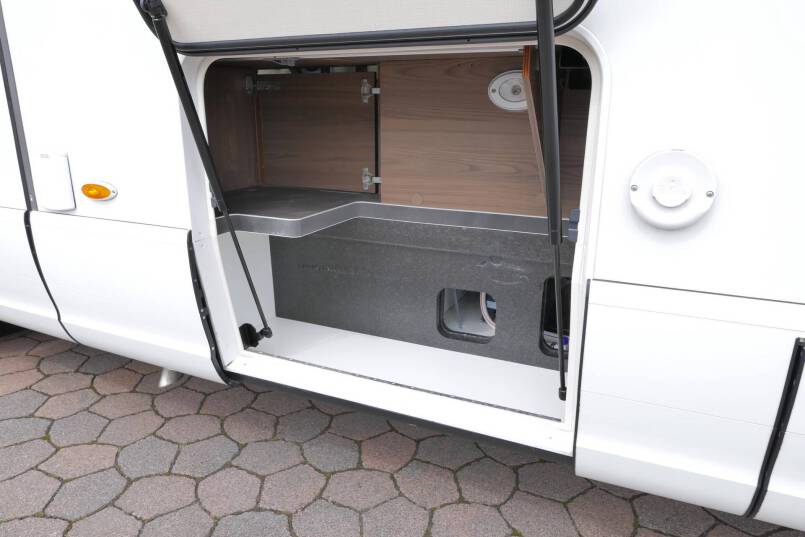 Hymer B-SL 674 SupremeLine AUTOMAAT, Lengte bedden, Dakairco 16