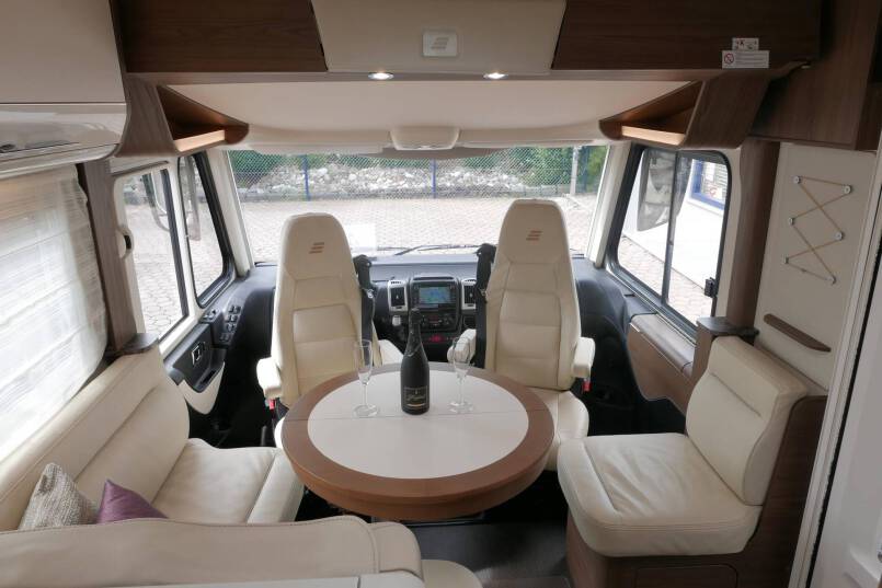 Hymer B-SL 674 SupremeLine AUTOMAAT, Lengte bedden, Dakairco 24