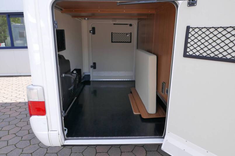 Hymer T 588 SL AL-KO chassis, AUTOMAAT, lengte bedden 10