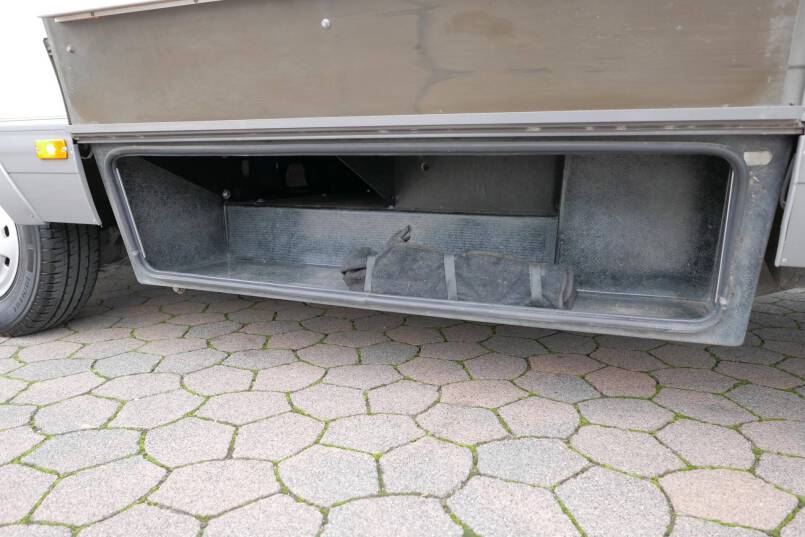 Hymer B 544 Élégance zilver 2 X AIRCO, automatische schotel 9