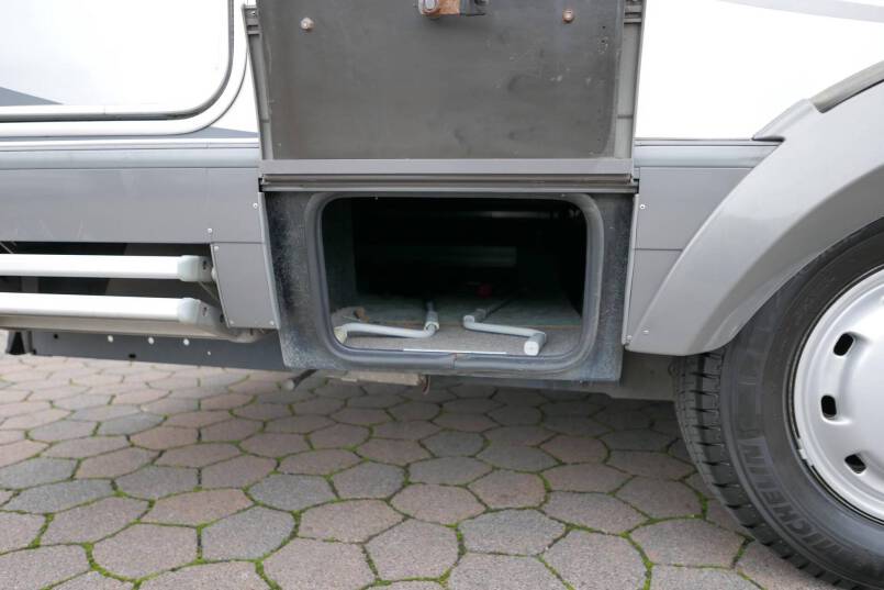 Hymer B 544 Élégance zilver 2 X AIRCO, automatische schotel 10