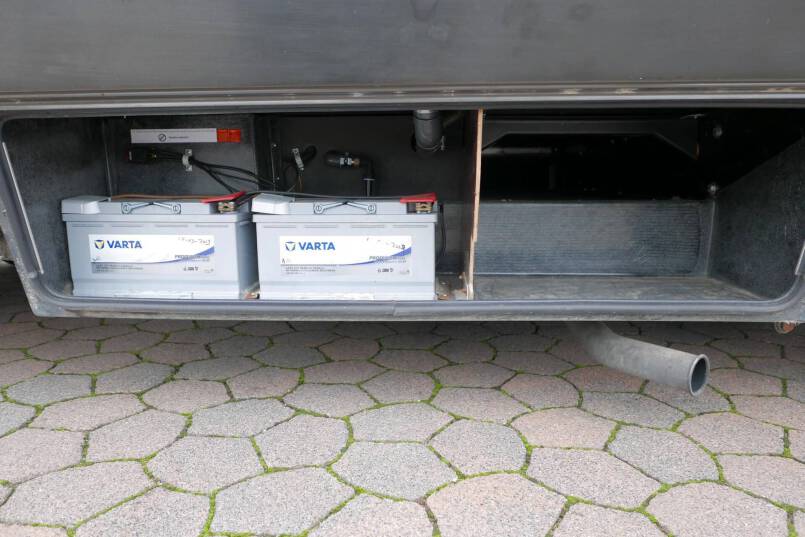 Hymer B 544 Élégance zilver 2 X AIRCO, automatische schotel 12