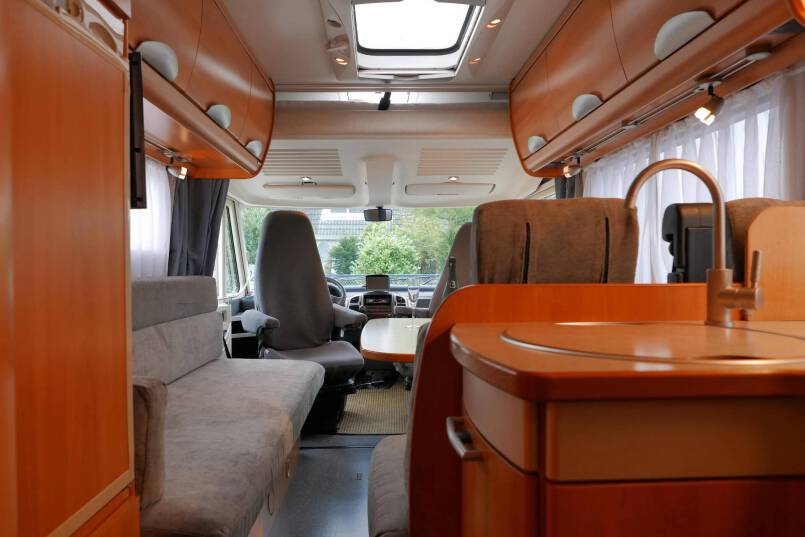 Hymer B 544 Élégance zilver 2 X AIRCO, automatische schotel 32