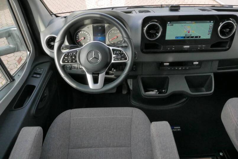Hymer BMCT-580 9G AUTOMAAT 177 pk, LEVELSYSTEEM, Mercedes 20