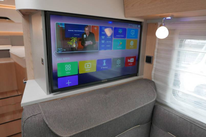 Hymer BMCT-580 9G AUTOMAAT 177 pk, LEVELSYSTEEM, Mercedes 28