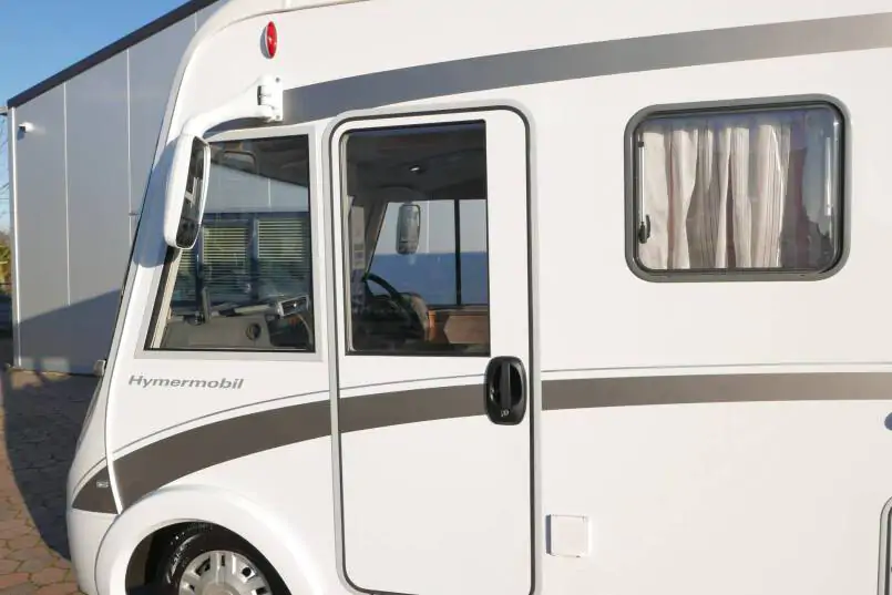 Hymer B 598 Queensbed, ruime indeling, 13