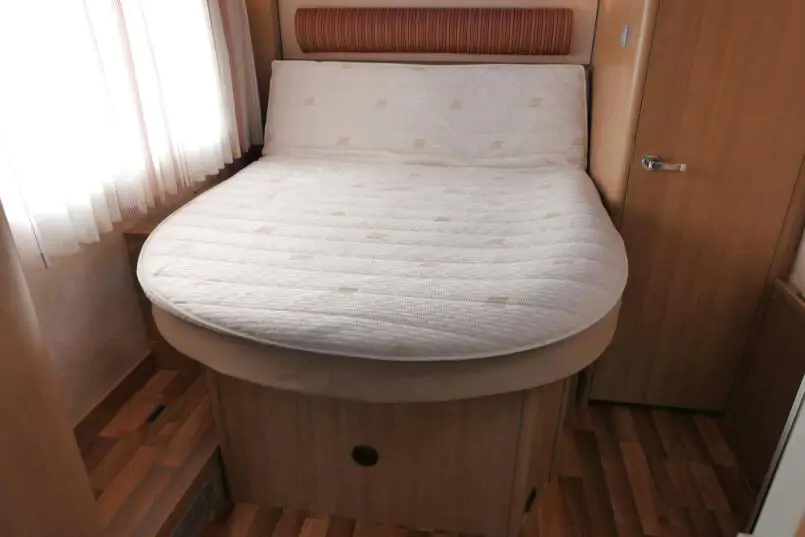 Hymer B 598 Queensbed, ruime indeling, 31