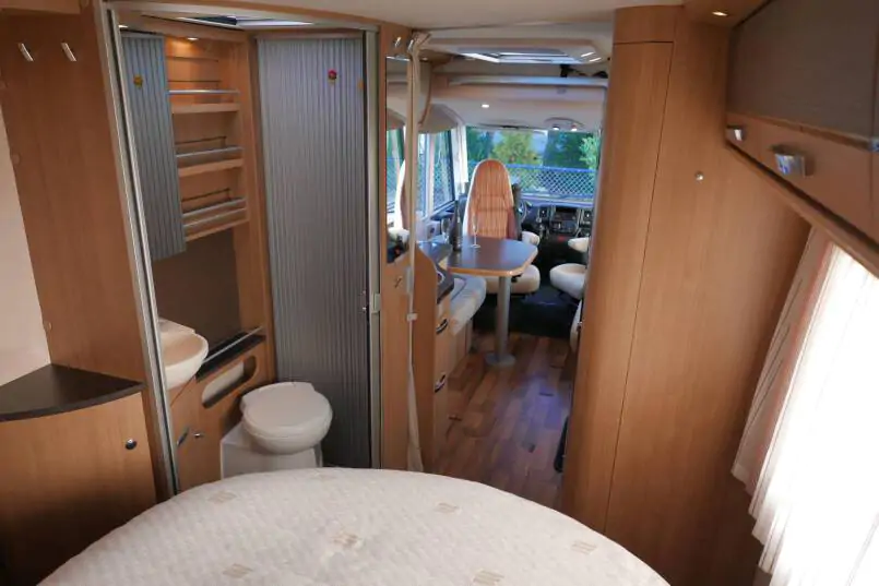Hymer B 598 Queensbed, ruime indeling, 34