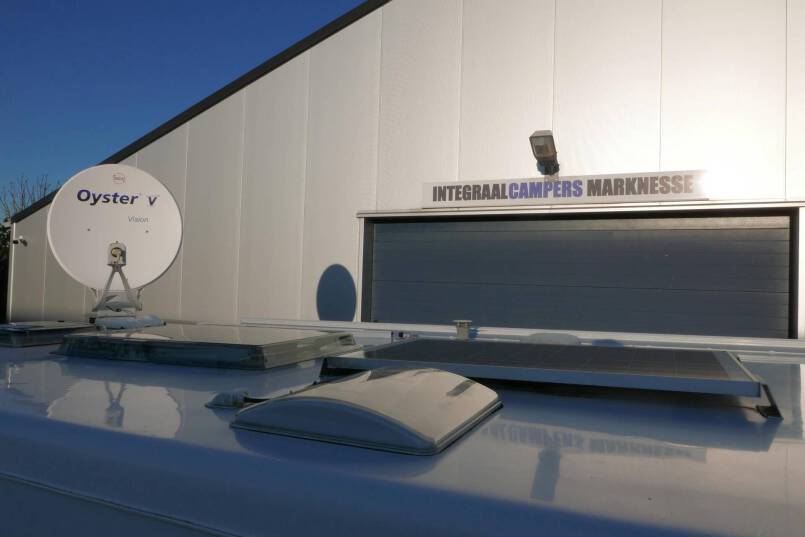 Hymer B 598 Queensbed, ruime indeling, 43