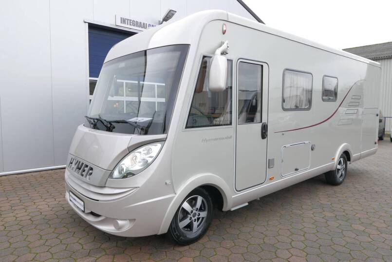Hymer B 694 Champagne 3.0 158 PK, 28.650 km, ruime indeling. 9
