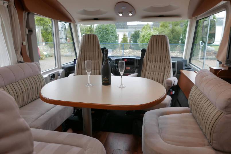 Hymer B 694 Champagne 3.0 158 PK, 28.650 km, ruime indeling. 20