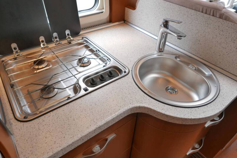 Hymer B 694 Champagne 3.0 158 PK, 28.650 km, ruime indeling. 27