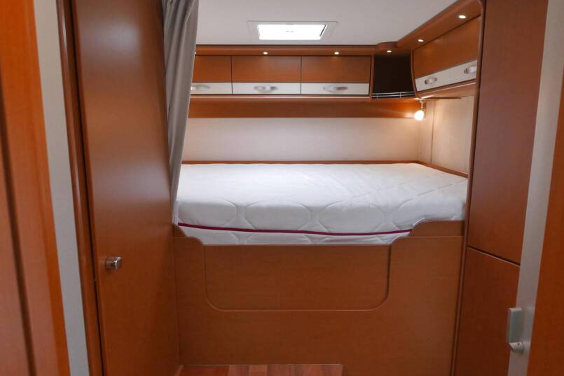 Hymer B 694 Champagne 3.0 158 PK, 28.650 km, ruime indeling. 29