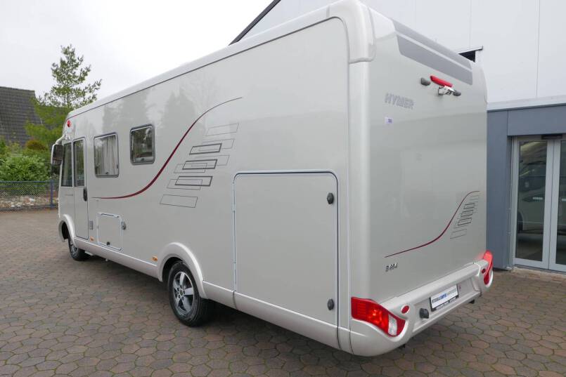 Hymer B 694 Champagne 3.0 158 PK, 28.650 km, ruime indeling. 5