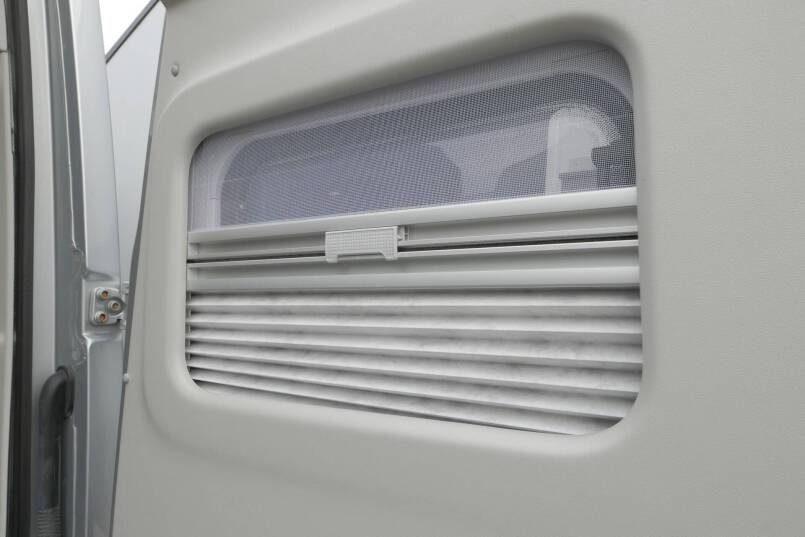 Knaus BOXDRIVE 680 ME 177 pk 7 traps AUTOMAAT, schotel, solar 17