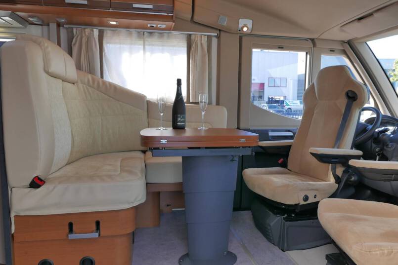 Knaus SunLiner 700 LG élégance zilver, grote garage, vol optie 27