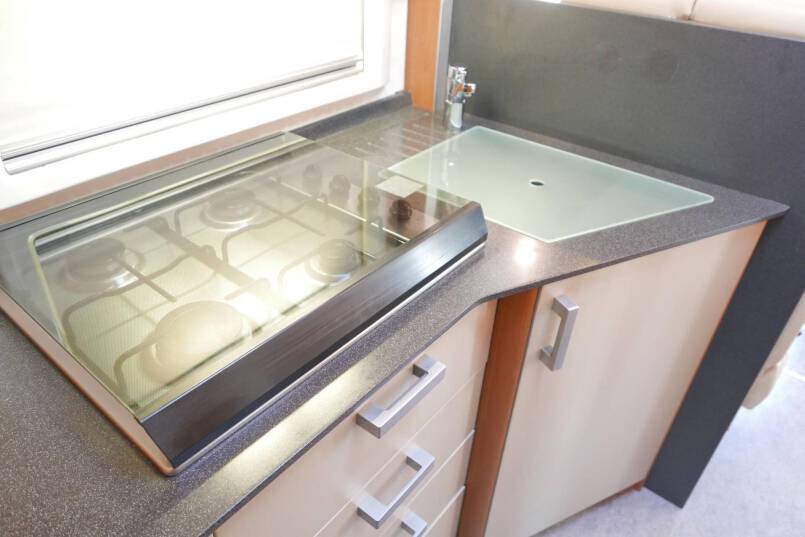 Knaus SunLiner 700 LG élégance zilver, grote garage, vol optie 33