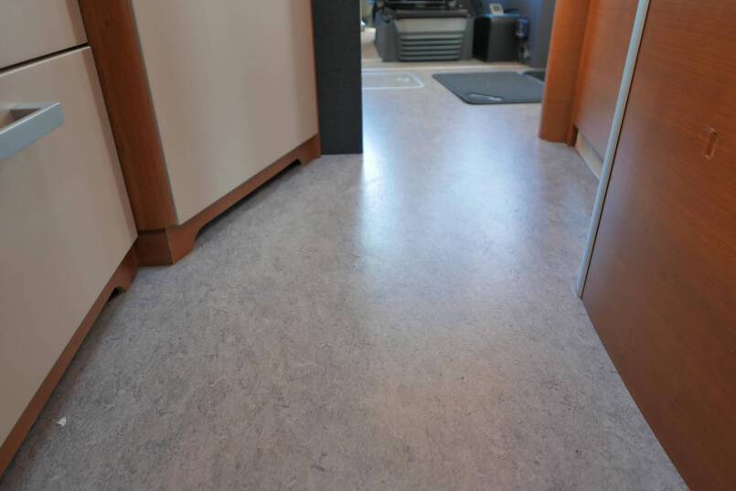 Knaus SunLiner 700 LG élégance zilver, grote garage, vol optie 45