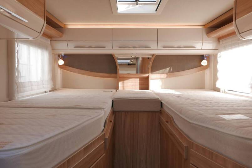 Hymer ML-I 570 60 Edition 7G AUTOMAAT, Crystal Zilver, 2 aparte bedden 34