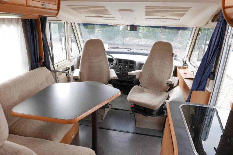 Hymer B 524 G 12