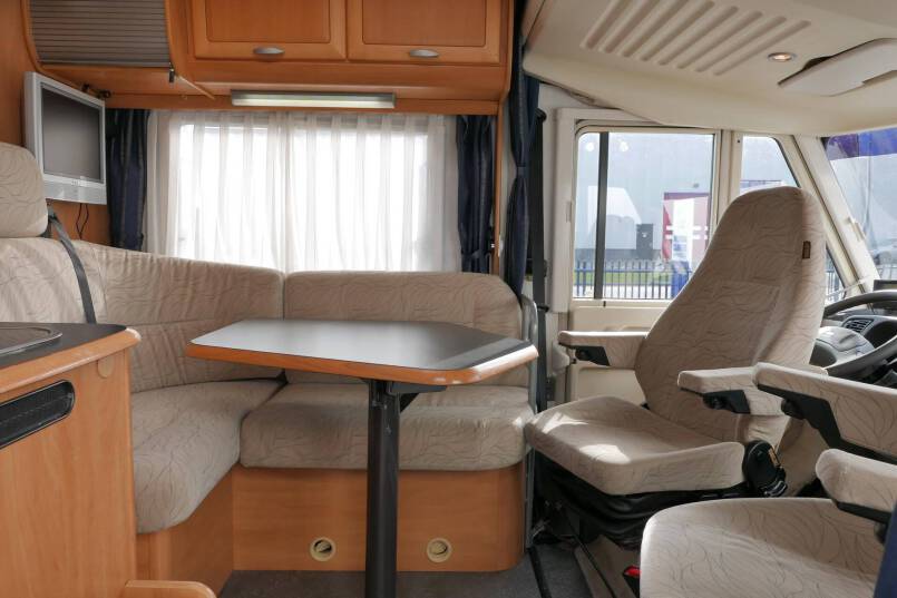 Hymer B 524 G 13