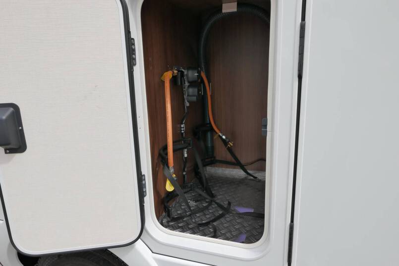 Hymer BMC-T 580 9G AUTOMAAT 177 pk, Mercedes, Lithium, Solar 13