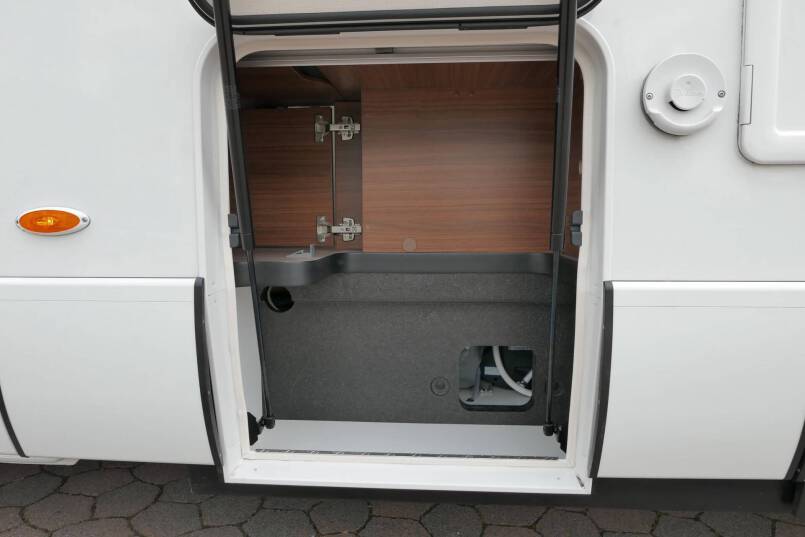 Hymer BMC-T 580 9G AUTOMAAT 177 pk, Mercedes, Lithium, Solar 15