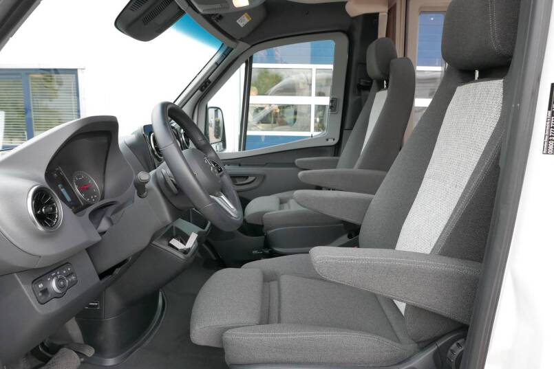 Hymer BMC-T 580 9G AUTOMAAT 177 pk, Mercedes, Lithium, Solar 18