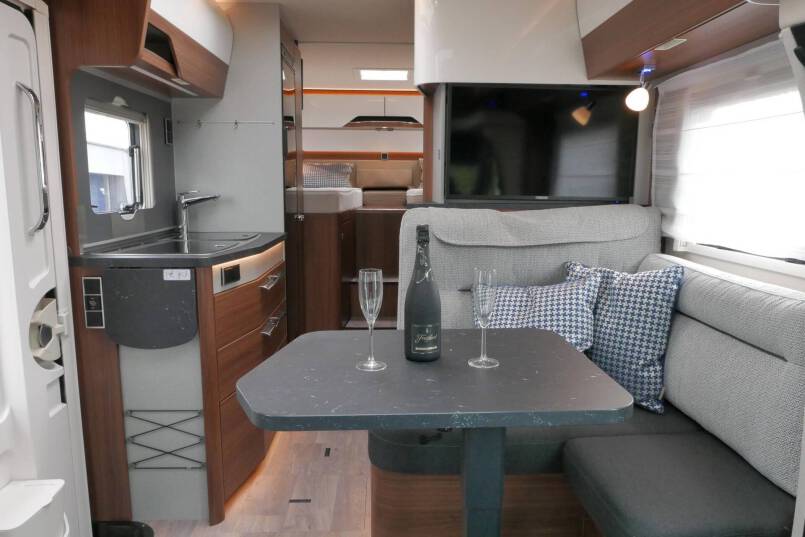 Hymer BMC-T 580 9G AUTOMAAT 177 pk, Mercedes, Lithium, Solar 26