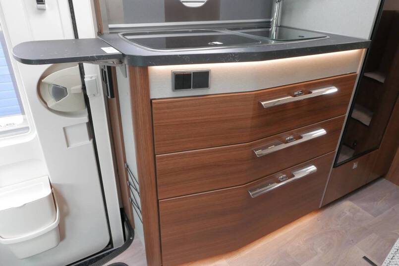 Hymer BMC-T 580 9G AUTOMAAT 177 pk, Mercedes, Lithium, Solar 29