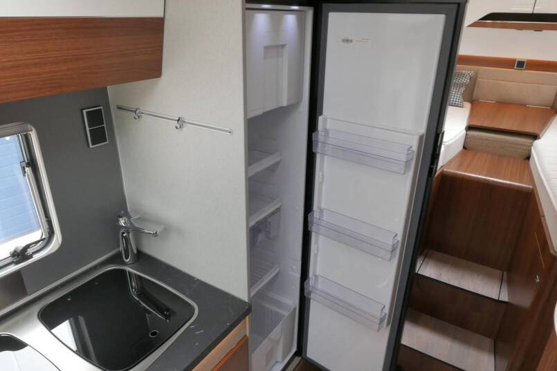 Hymer BMC-T 580 9G AUTOMAAT 177 pk, Mercedes, Lithium, Solar 32