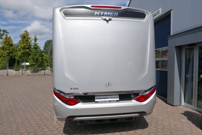 Hymer B ML-I 890 MasterLine 9G AUTOMAAT, levelsysteem, queensbed, bovenkastjes 3