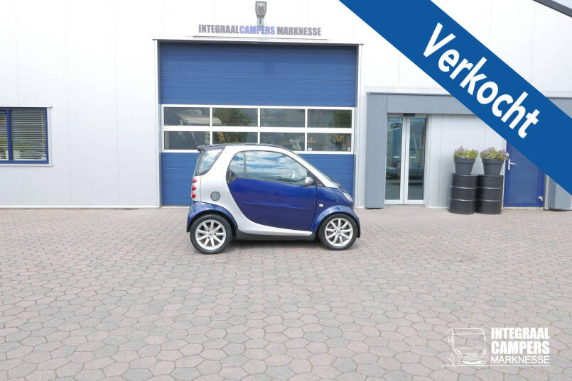 Smart Fortwo coupe met trekstang achter de camper 0