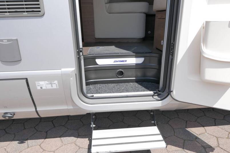 Hymer B 704 SL SupremeLine Crystal-zilver 9G AUTOMAAT, AL-DE verwarming, levelsysteem 21