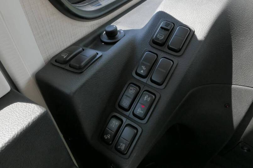 Hymer B 704 SL SupremeLine Crystal-zilver 9G AUTOMAAT, AL-DE verwarming, levelsysteem 26
