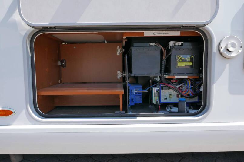 Hymer B 578 AUTOMAAT 3.0 177 PK, MAXI CHASSIS, enkele bedden 12