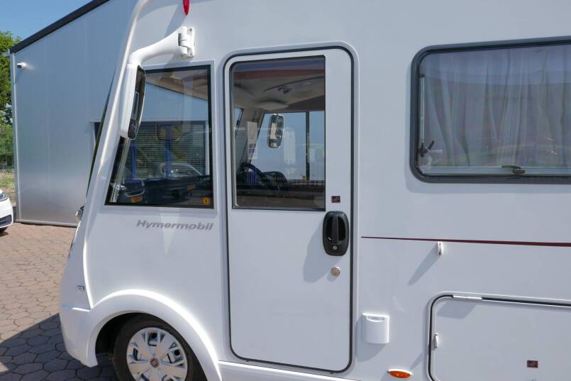 Hymer B 578 AUTOMAAT 3.0 177 PK, MAXI CHASSIS, enkele bedden 16