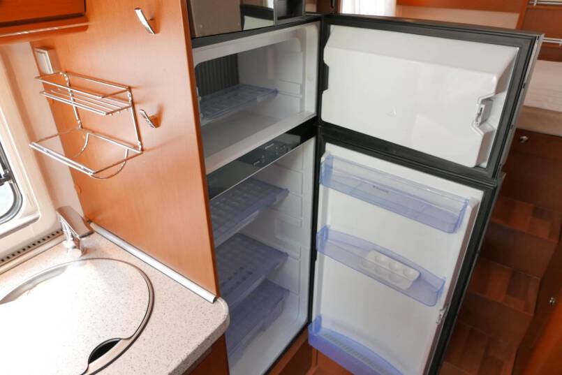Hymer B 578 AUTOMAAT 3.0 177 PK, MAXI CHASSIS, enkele bedden 29