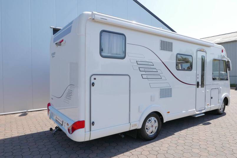 Hymer B 578 AUTOMAAT 3.0 177 PK, MAXI CHASSIS, enkele bedden 8