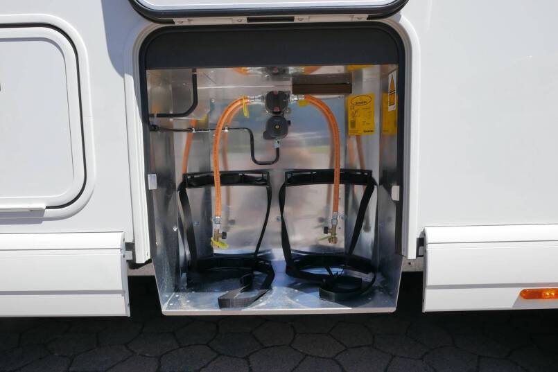 Carthago C-Tourer I 149 LE 9G AUTOMAAT, Mercedes, enkele bedden 14