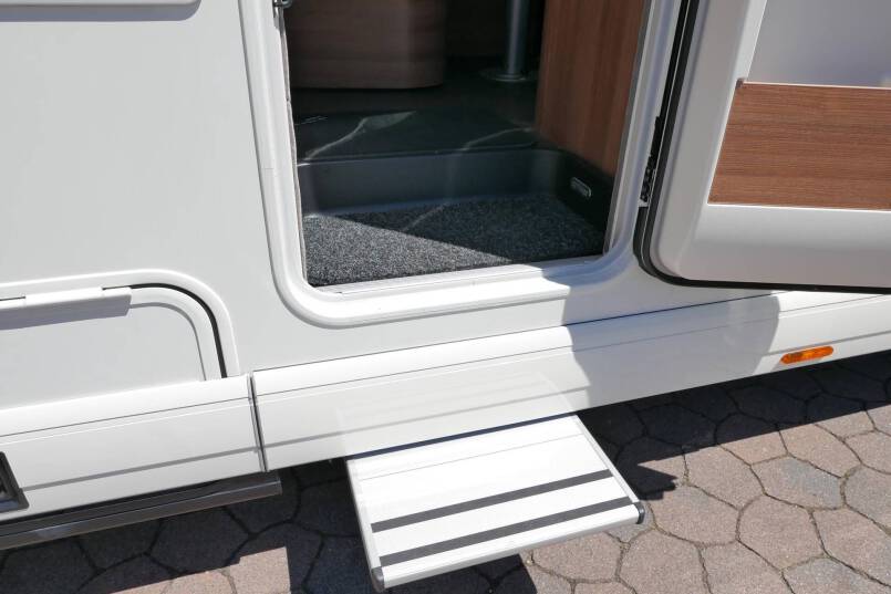 Carthago C-Tourer I 149 LE 9G AUTOMAAT, Mercedes, enkele bedden 16