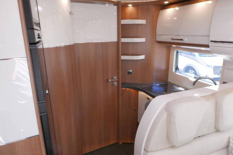 Carthago C-Tourer I 149 LE 9G AUTOMAAT, Mercedes, enkele bedden 34