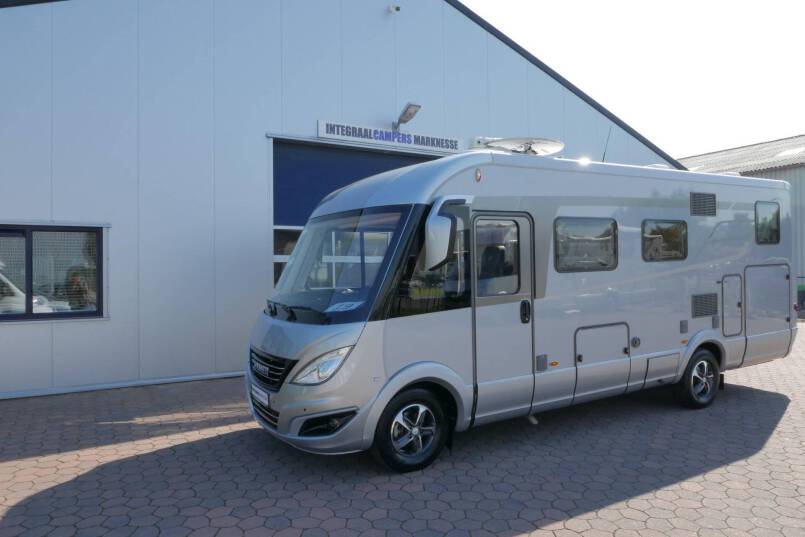 Hymer B-SL 674 SupremeLine Crystal-zilver 180 PK AUTOMAAT, LEVELSYSTEEM, AL-DE 55