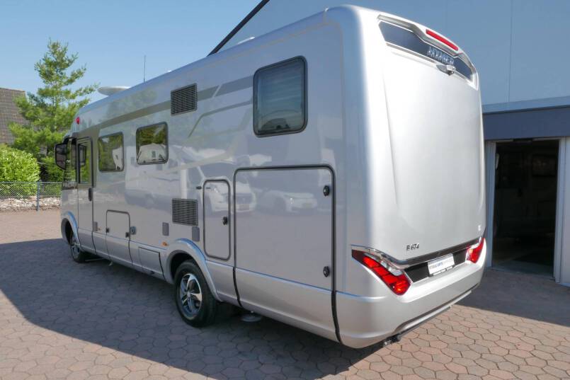 Hymer B-SL 674 SupremeLine Crystal-zilver 180 PK AUTOMAAT, LEVELSYSTEEM, AL-DE 5