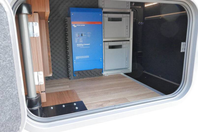 Niesmann + Bischoff Arto 79 LE Champagne 3.0 AUTOMAAT, LUCHTVERING, OMVORMER 19
