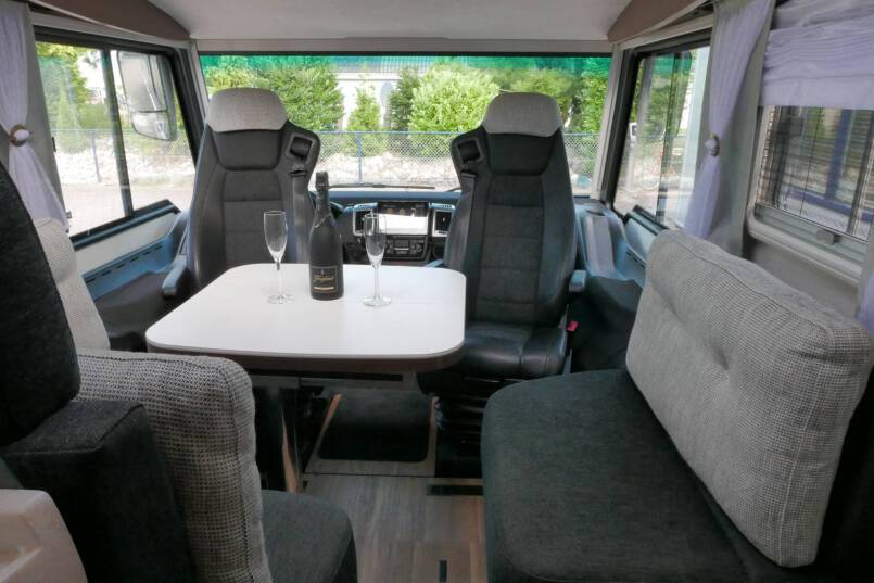 Niesmann + Bischoff Arto 79 LE Champagne 3.0 AUTOMAAT, LUCHTVERING, OMVORMER 29