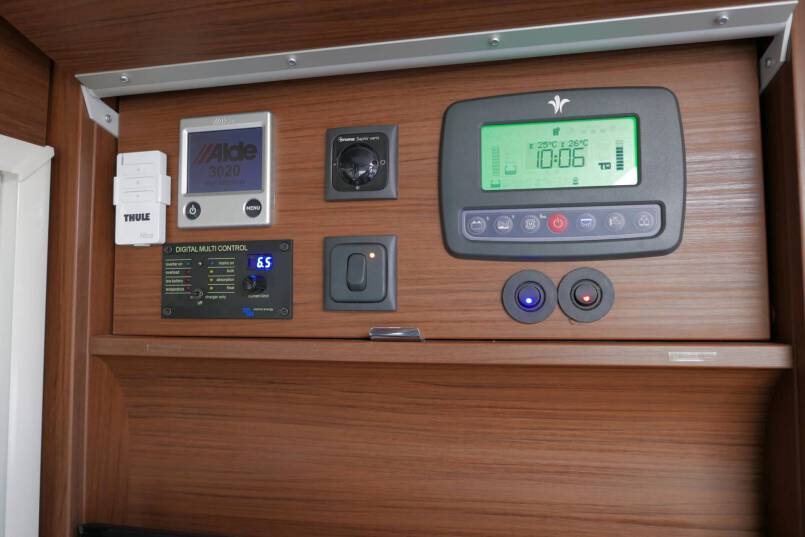 Niesmann + Bischoff Arto 79 LE Champagne 3.0 AUTOMAAT, LUCHTVERING, OMVORMER 38