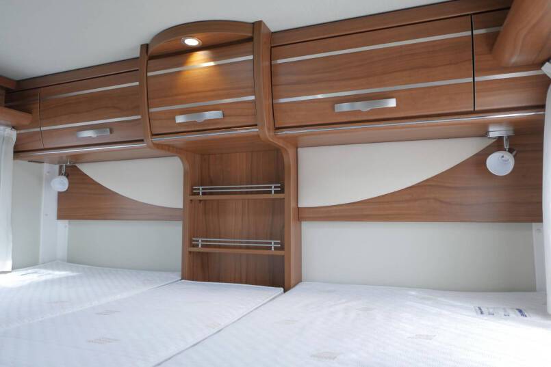 Hymer Exsis I 588 Bovenkastjes AL-KO 150 pk, LEVELSYSTEEM, 30